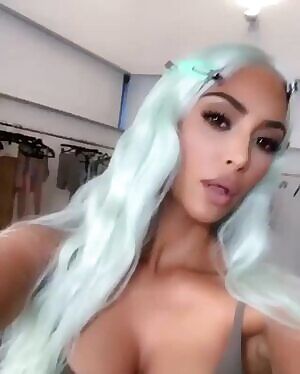 Green or blue hair?